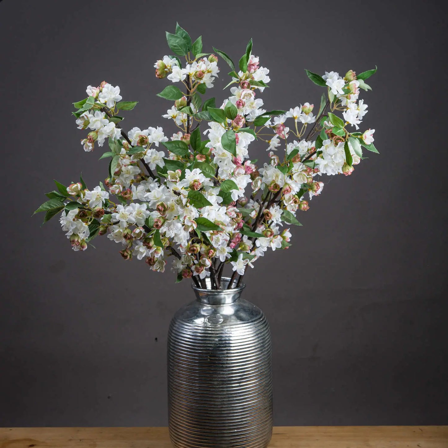 English Blossom Branch Makur Interior
