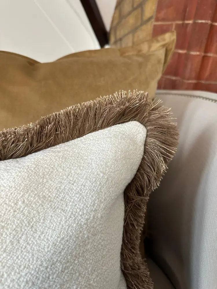 Bouclé Luxury Cushion with Multitonal Clove Fringe Onacara