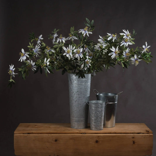 Passion Flower Spray Makur Interior