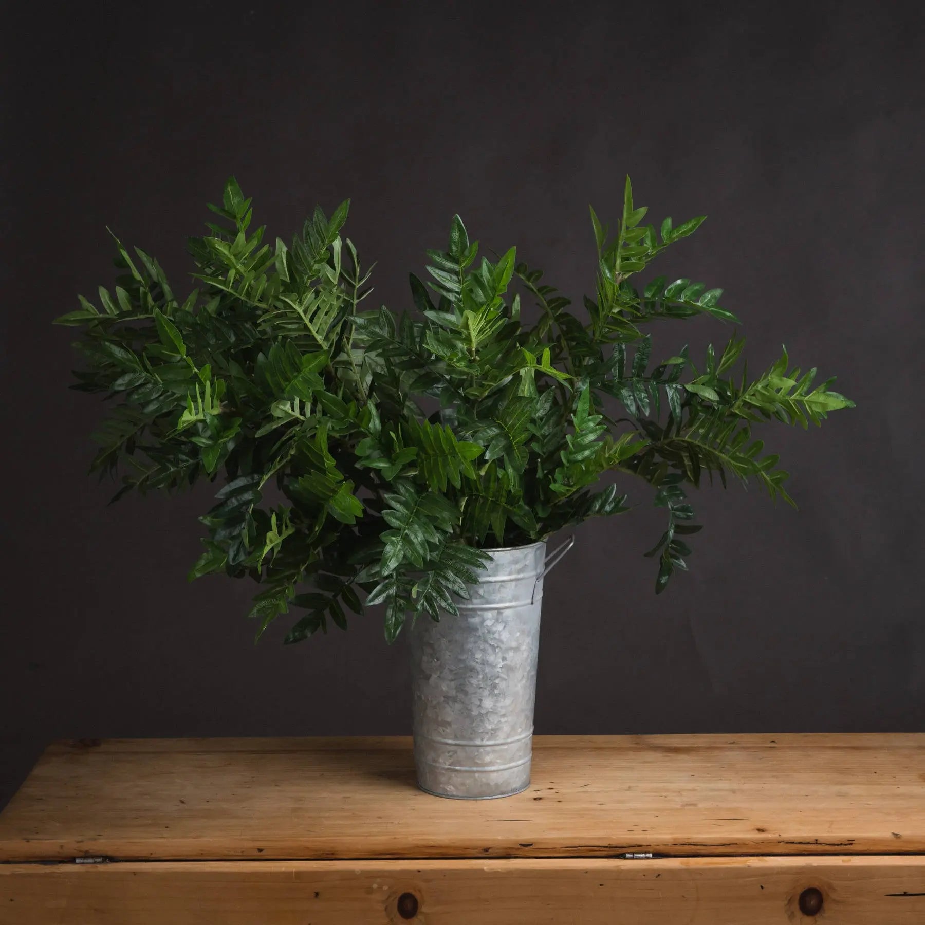Pistach Bunch Makur Interior