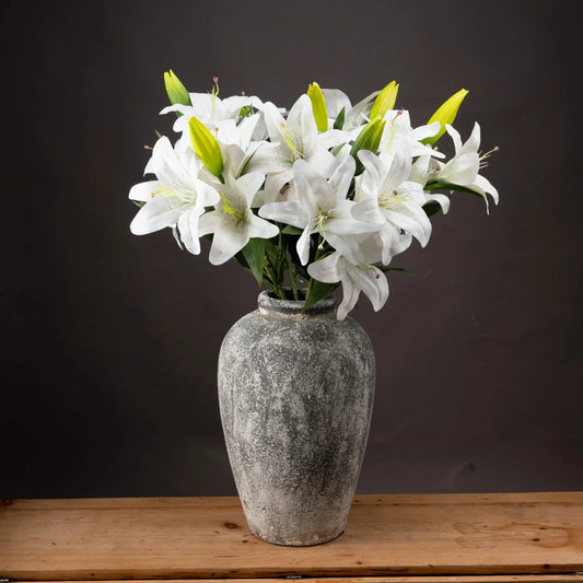 White Lily Makur Interior