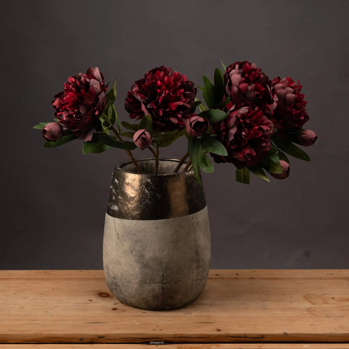Burgundy Peony Rose Makur Interior