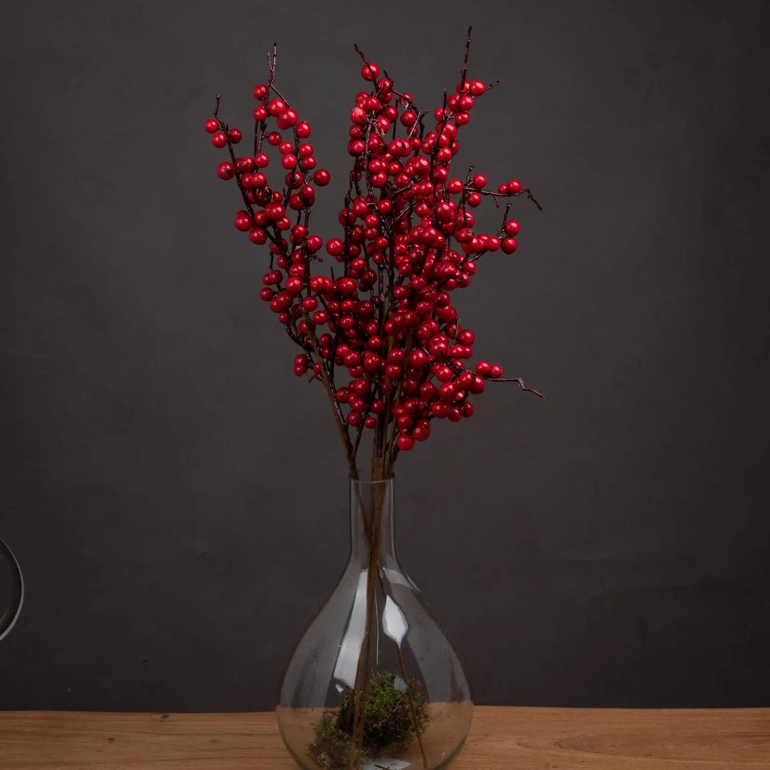 Medium Festive Berry Pick Makur Interior