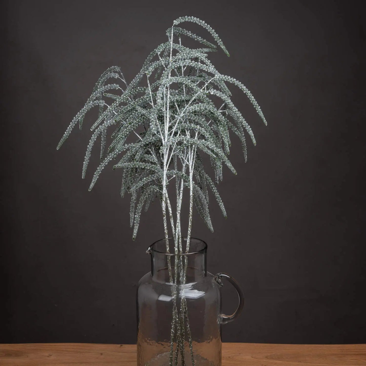 Festive Amaranthus Makur Interior