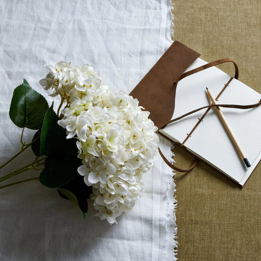 White Hydrangea Bunch Makur Interior