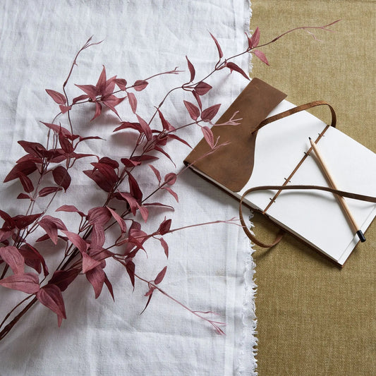 Ornamental Burgundy Leaf Makur Interior