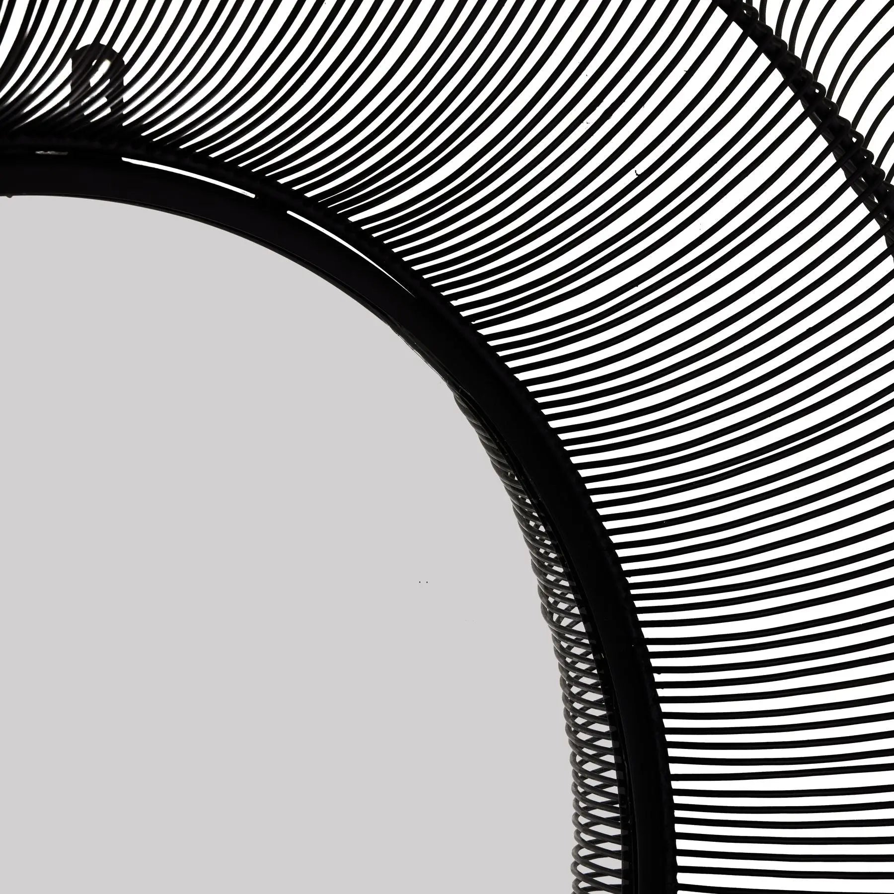 Chico Black Large Wire Mirror Makur Interior