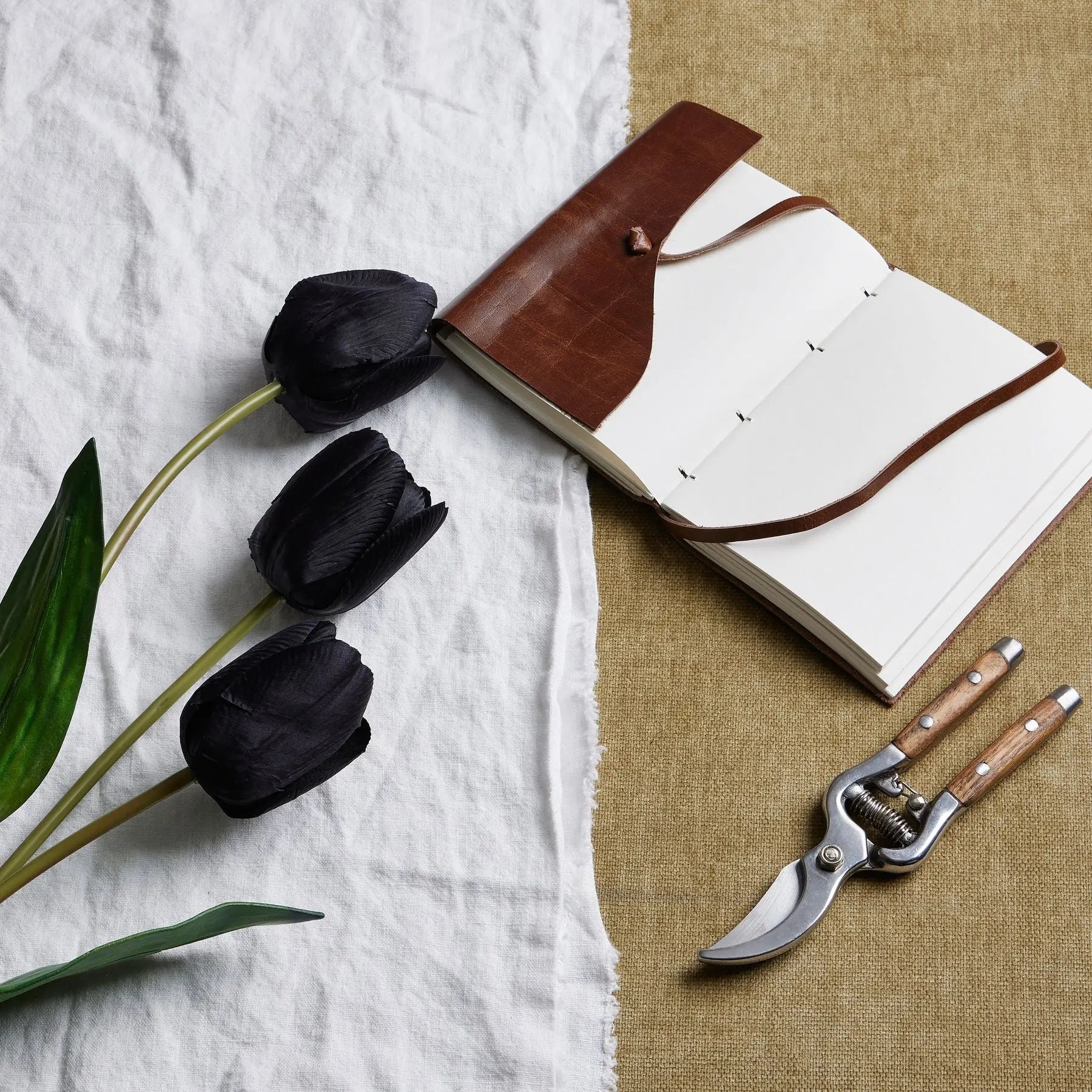 Tall Black Triple Tulip Stem Makur Interior