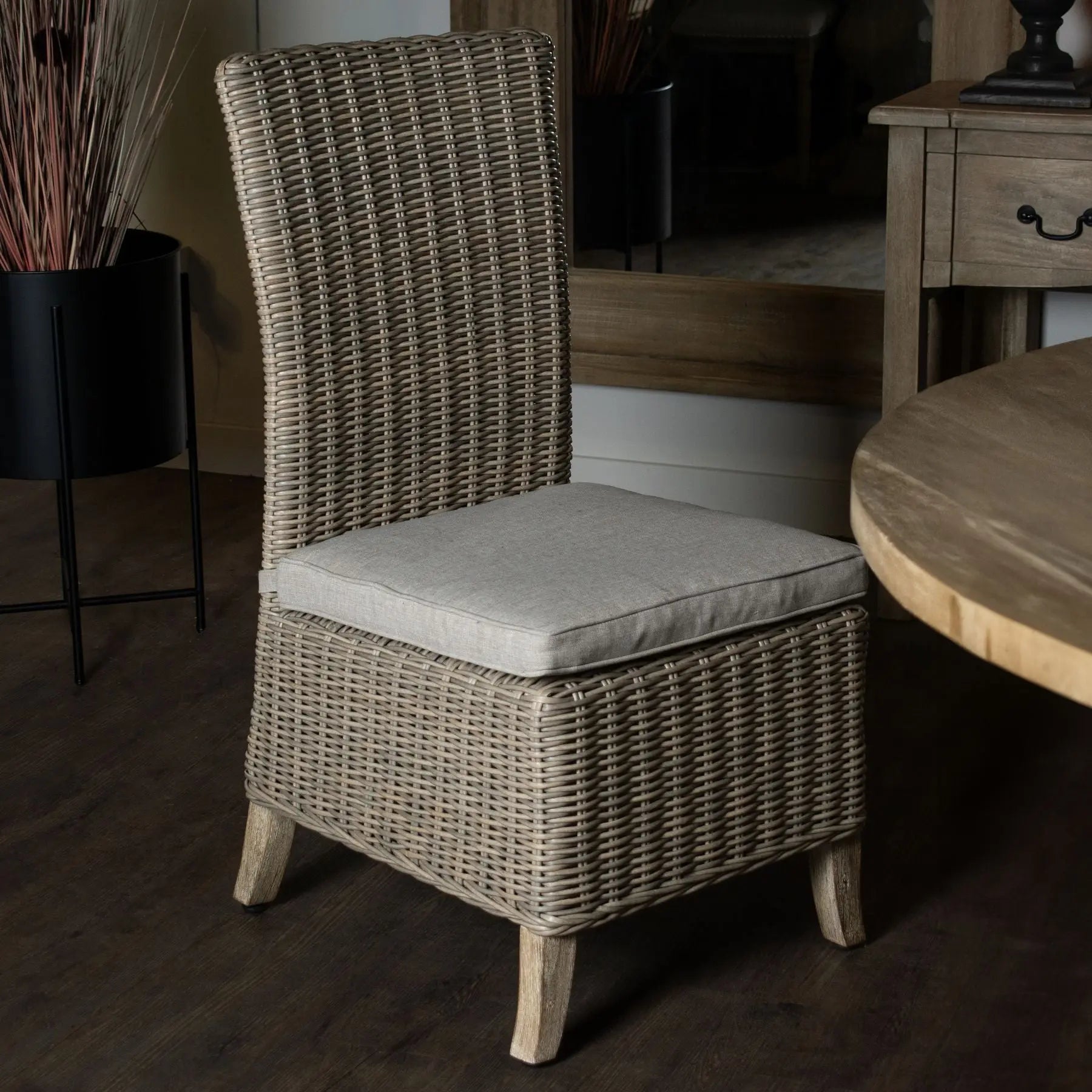 Capri Collection Outdoor Dining Chair Makur Interior