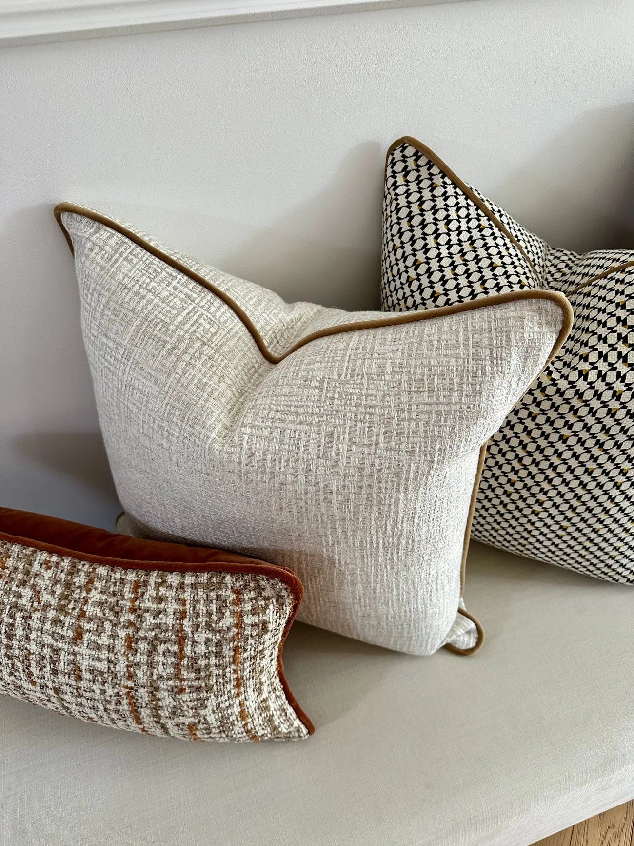 Pearl Cushion 50cm Onacara