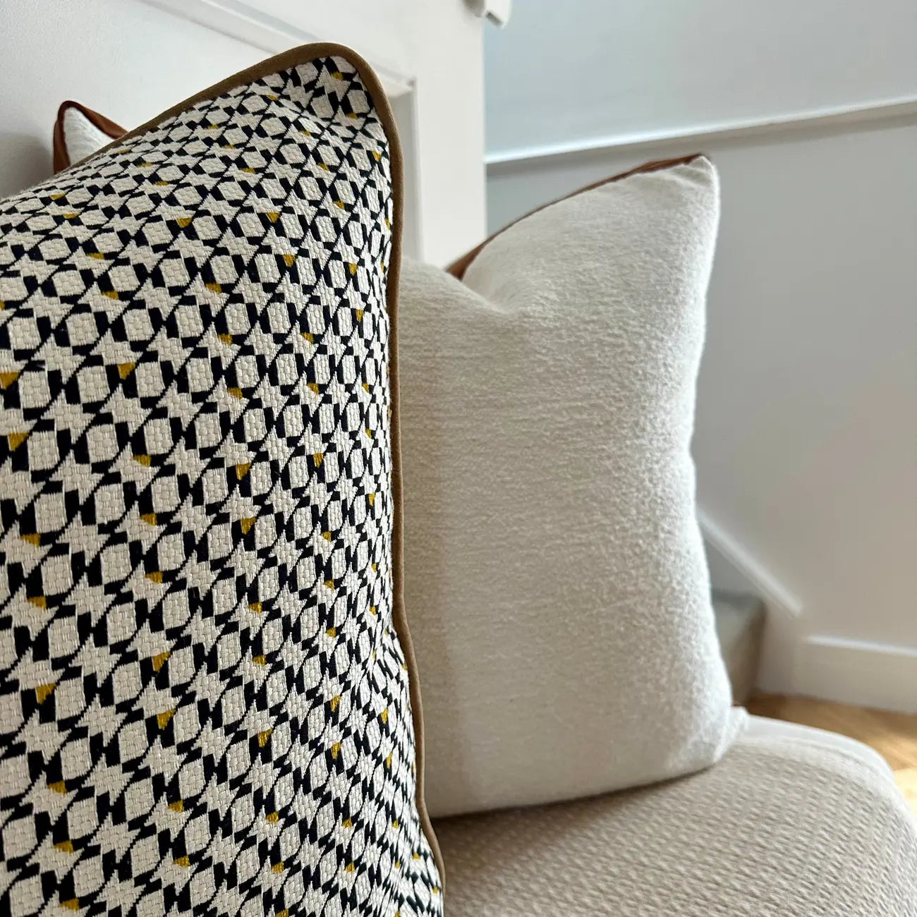 Onyx Cushion Onacara
